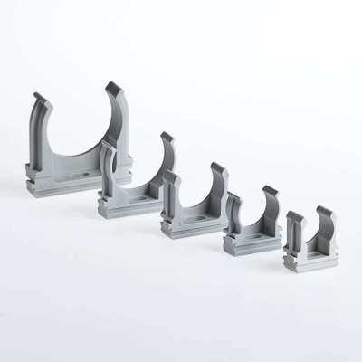 Держатель для труб (клипса) d32мм пластик К01132